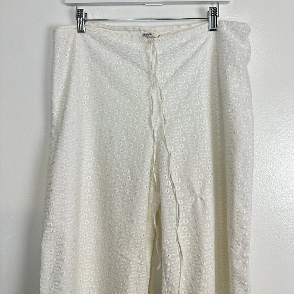 HOUSE OF CB Frankie Broderie Anglaise Drawstring Pants in Ivory Size Small - Picture 6 of 15